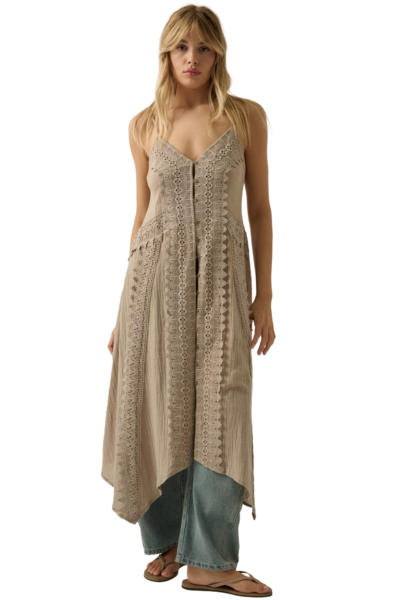 Cotton gauze lace‑trimmed button‑front cami maxi top in a flowing bohemian silhouette.